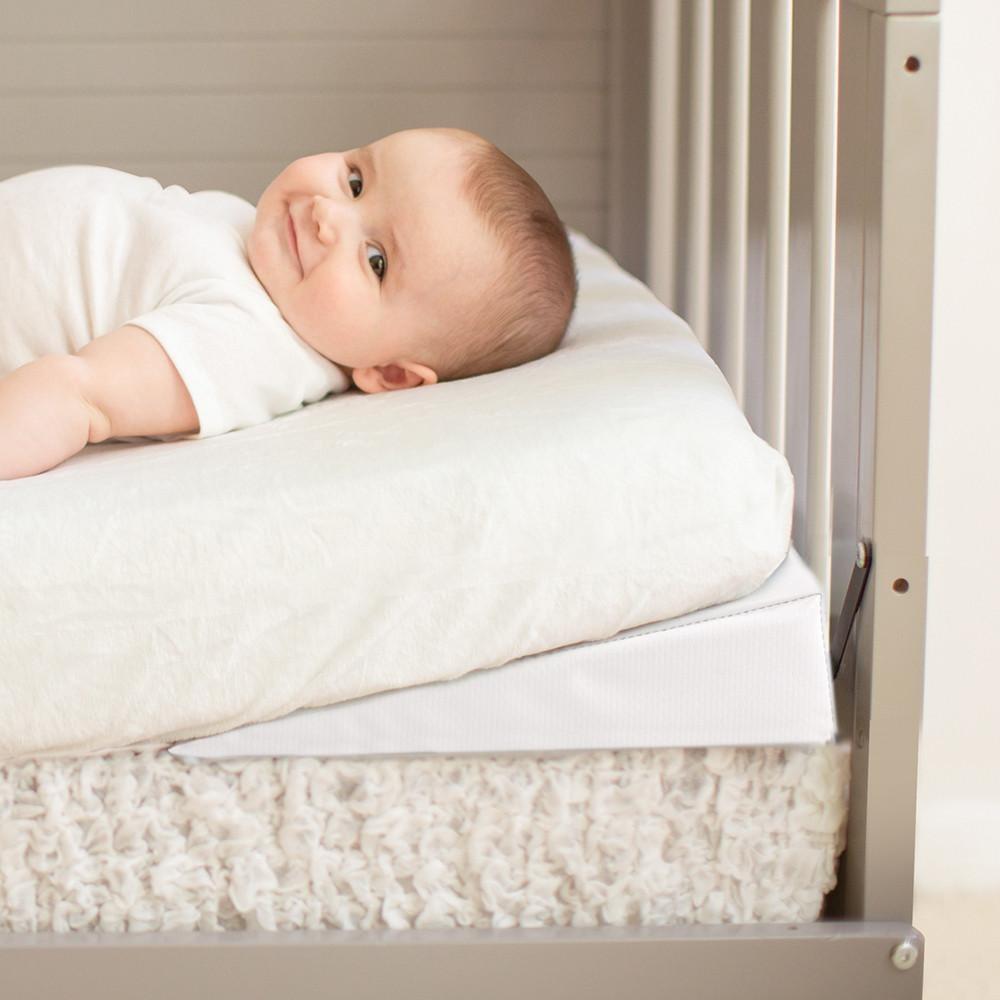 Summer Infant Good Vibes Crib Wedge - Molly's Baby Room