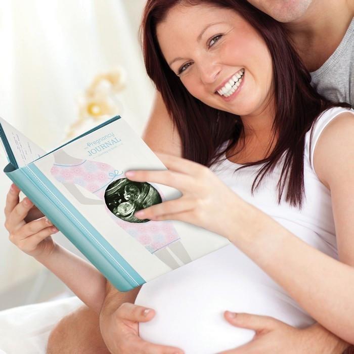 Pearhead Pregnancy Journal - Molly's Baby Room