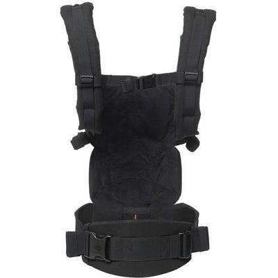 Black Ergonbaby Omni 360 All Position Carrier